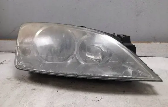 Ford Mondeo Mk III Headlight/headlamp 1126628 1134567