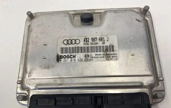 Audi A6 S6 C5 4B Engine control unit/module 4B1907401J 0281010822