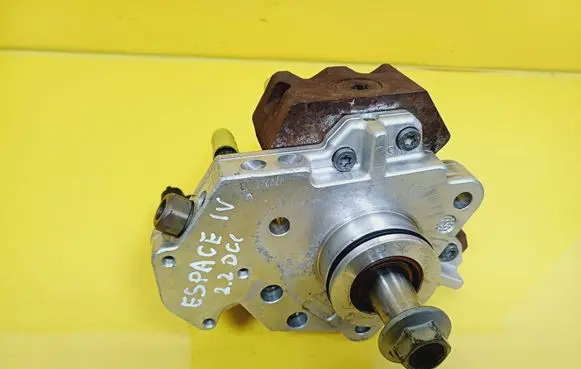 Renault Espace IV Fuel injection high pressure pump 8200170377 0445010033