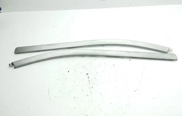 Mazda CX-7 Windshield trim EH1464471 EH14644A1
