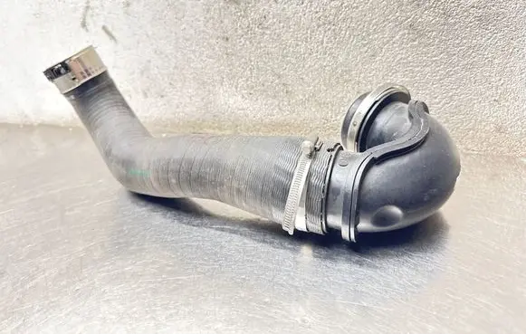 Opel Insignia A Intercooler hose/pipe 20946056