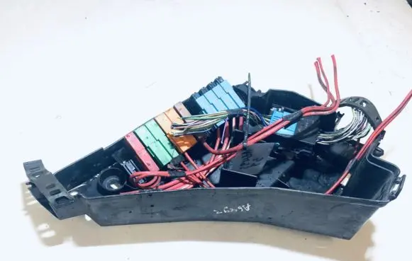 Renault Laguna I Fuse box set 7700427846