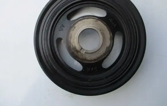 Citroen C4 I Crankshaft pulley A9654961080