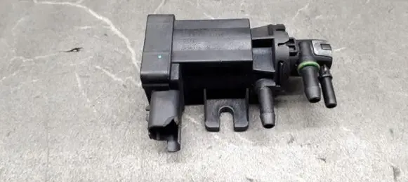 Peugeot 307 Valve vacuum 9674084680