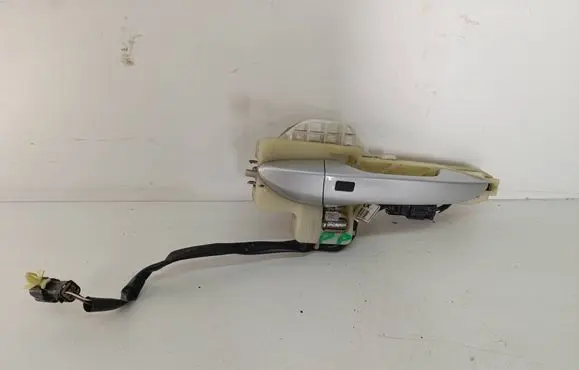 Hyundai Veloster Front door exterior handle 916702V000