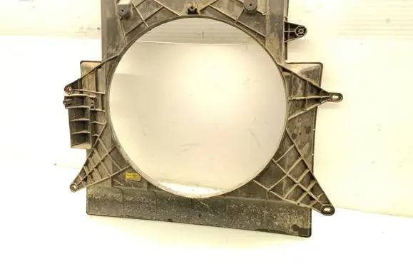 Iveco Daily 3rd gen Radiator cooling fan shroud 