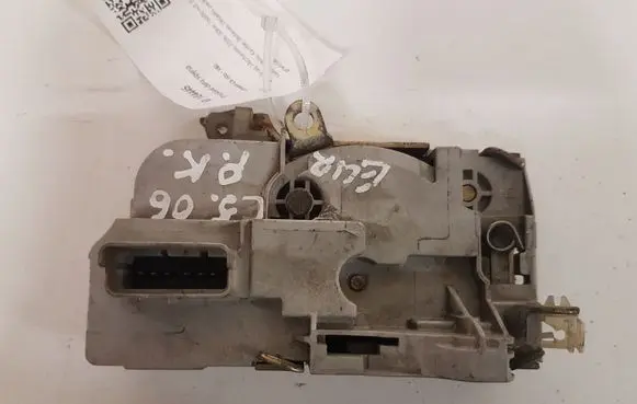 Citroen C5 Front door lock