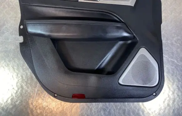 SsangYong Rexton Front door card panel trim