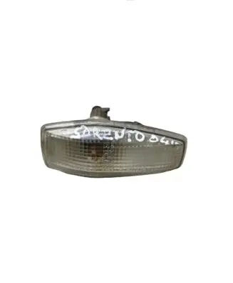 KIA Sorento Front fender indicator light 923043B1