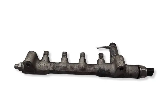 Opel Astra H Fuel main line pipe 