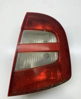 Skoda Fabia Mk1 (6Y) Rear/tail lights 6Y6945096 6Y6945112