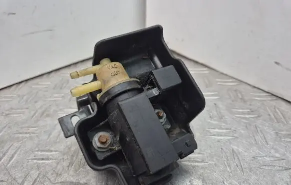 Opel Insignia A Turbo solenoid valve 55573732 70365200