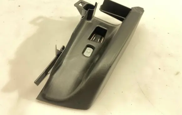 Audi A6 C7 Seat belt trim 4G8857792A