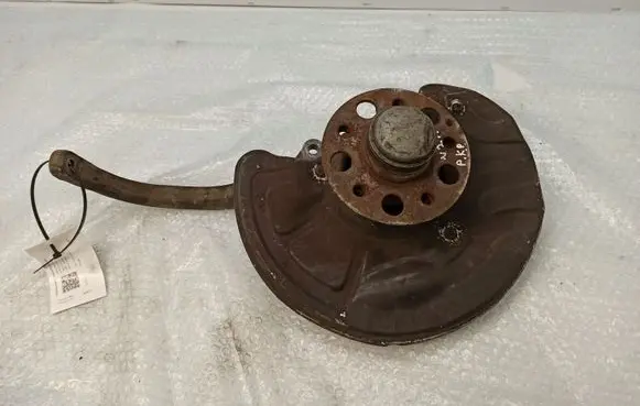 Mercedes-Benz E W211 Front wheel hub