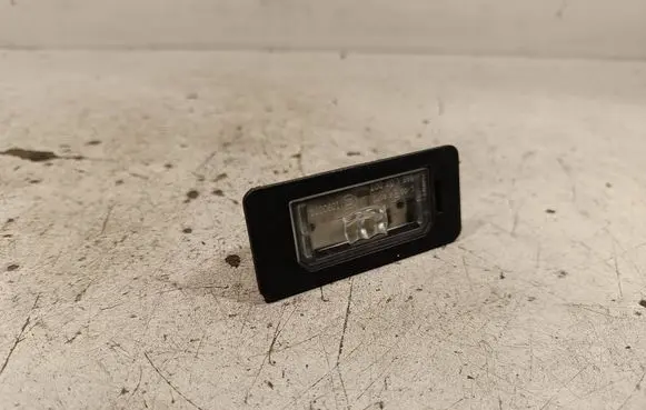 BMW 4 F32 F33 Number plate light 7193293