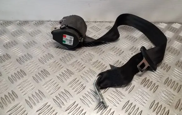 Audi A5 Sportback 8TA Rear seatbelt 8K0857805Q