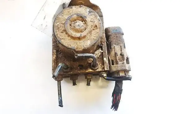 Skoda Octavia Mk2 (1Z) ABS Pump 1K0907379P