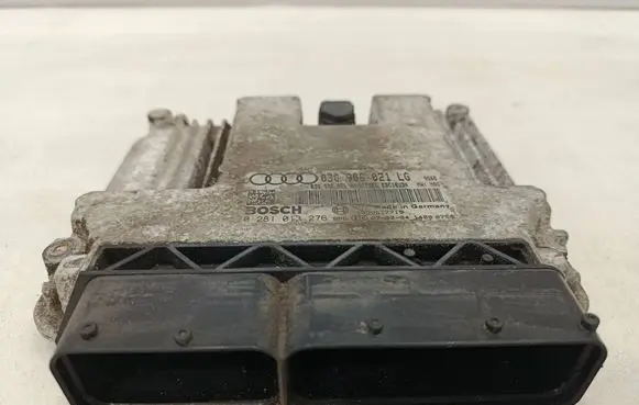 Audi A3 S3 8P Engine control unit/module 03G906021LG 0281013276 03G906021DD
