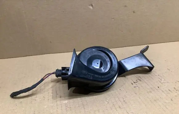 Audi A6 S6 C7 4G Horn signal 4G0951221 4G0951229