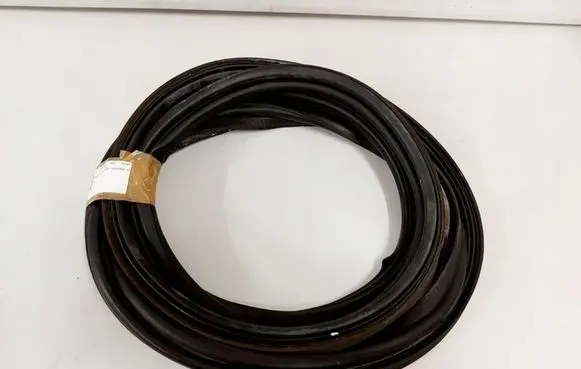 Peugeot Partner Seal rubber (tailgate) 