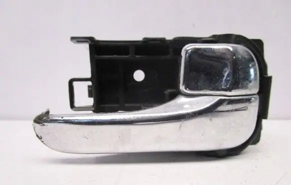 Nissan Primera Front door exterior handle