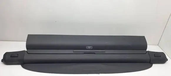 Volvo V50 Manual rear window sunshade cover