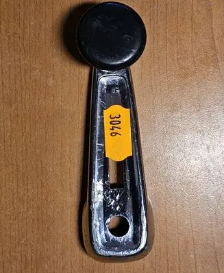 Mercedes-Benz 200 300 W123 Front door window winding handle 