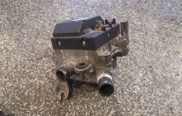 Mercedes-Benz E W210 Coolant heater A0001591104