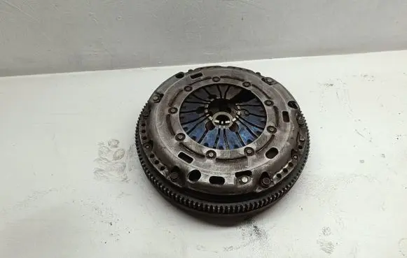 Audi A4 S4 B8 8K Clutch set kit 000196
