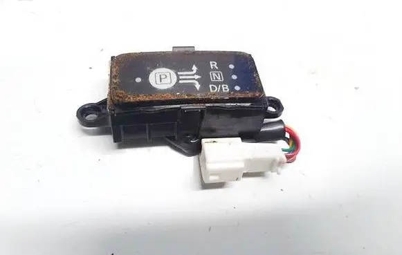 Nissan Leaf I (ZE0) Gear selector 