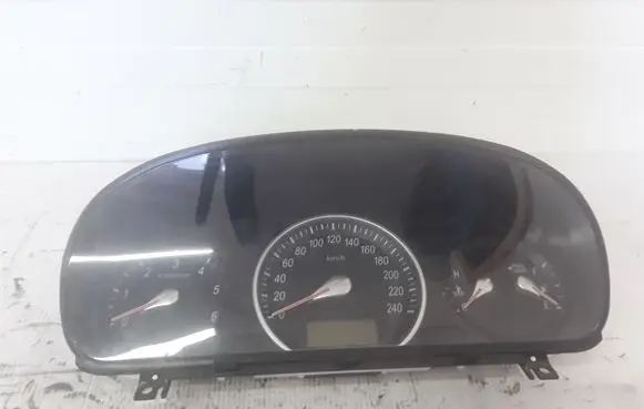 Hyundai Sonata Speedometer (instrument cluster) 940033K666