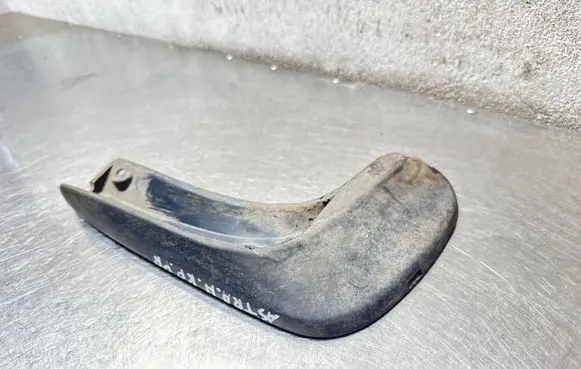 Opel Astra H Front mudguard 93185196 93183628