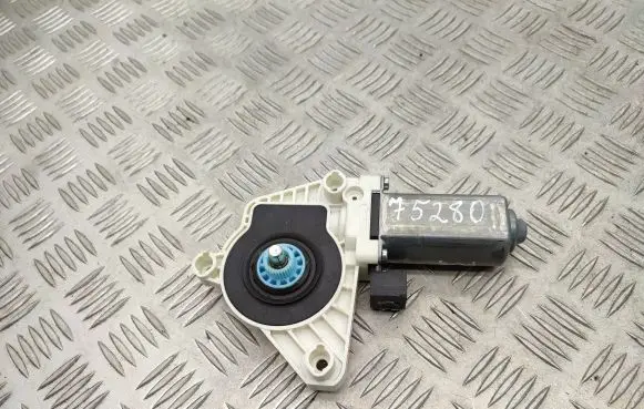 Volkswagen Arteon Front door window regulator motor 5Q4959801B