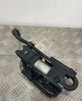 Audi A3 S3 A3 Sportback 8P Fuel injection high pressure pump 1K0906089A 1K0127023J 1K0906355