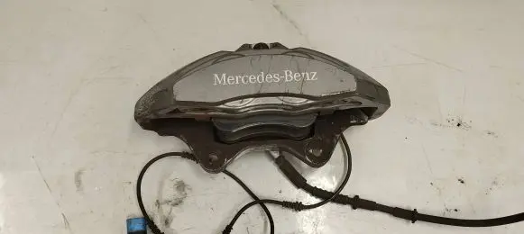 Mercedes-Benz S W222 Front brake caliper 20b40106004a 22270 A22270