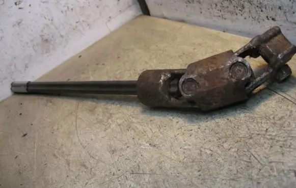Volkswagen PASSAT B5.5 Steering column universal joint