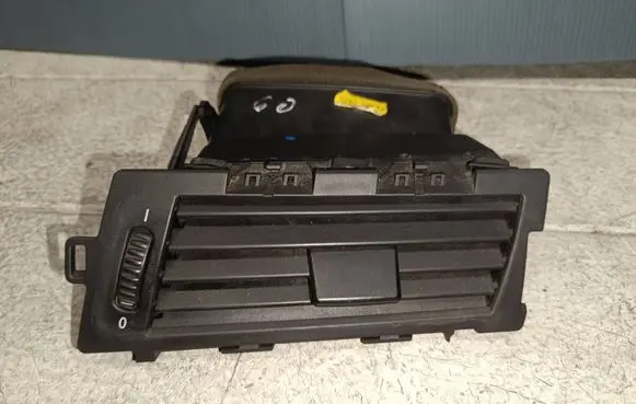 Dashboard side air vent grill/cover trim