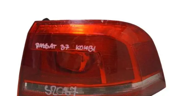 Volkswagen PASSAT B7 Rear/tail lights 3AF945096G