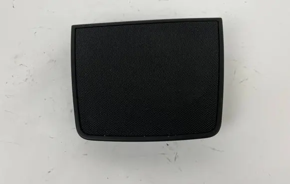 Maserati Quattroporte Dash center speaker trim cover 670001677