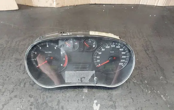 Speedometer (instrument cluster)