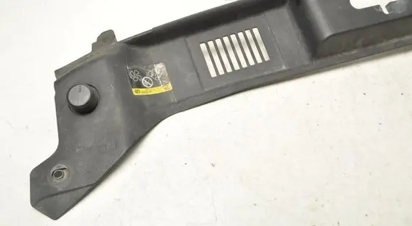 Volvo S40 Engine bonnet/hood lock trim molding 31217666