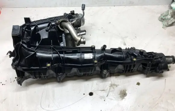 BMW X5 E70 Intake manifold 850723302 8507233