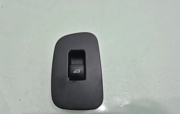 Volvo S60 Electric window control switch 31Z910301