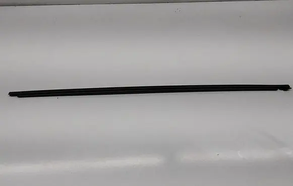 Skoda Citigo Front door glass trim molding 1S3837477B