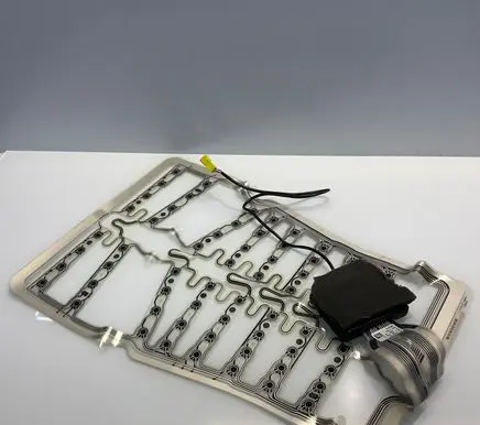 Mercedes-Benz E W211 Seat heating element 2118207410 0285004003 FE03F34576234302