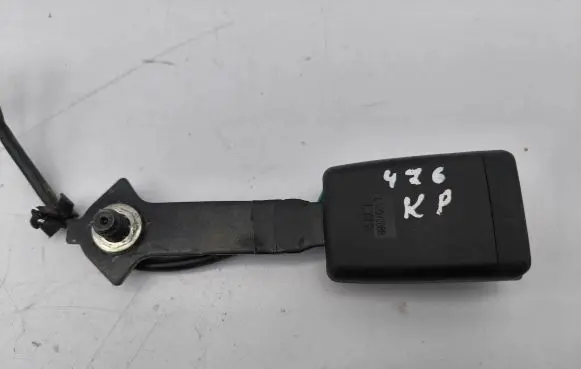 Front seatbelt buckle