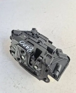 Skoda Superb B6 (3T) Front door lock 5N1837016C