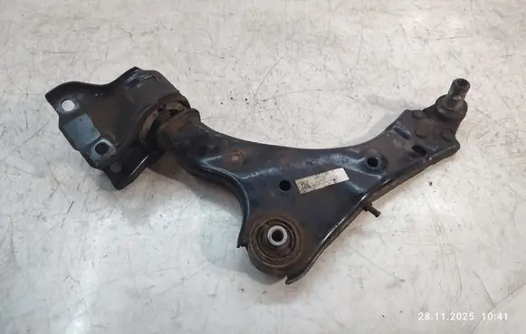 Land Rover Discovery Sport Front control arm FK723A053