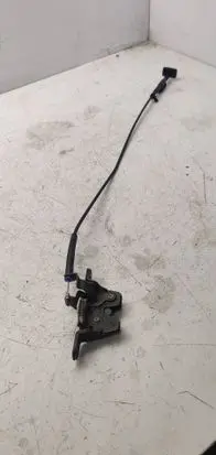 Volkswagen Jetta VI Seat back rest lock catch 5C6885681
