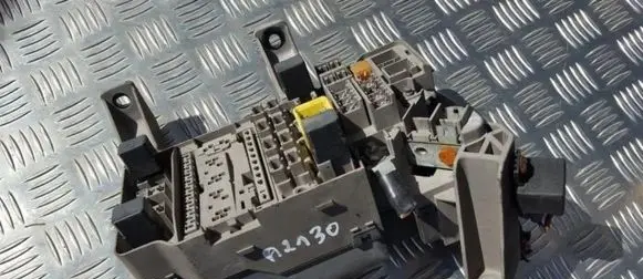 Mitsubishi Pajero Fuse box set